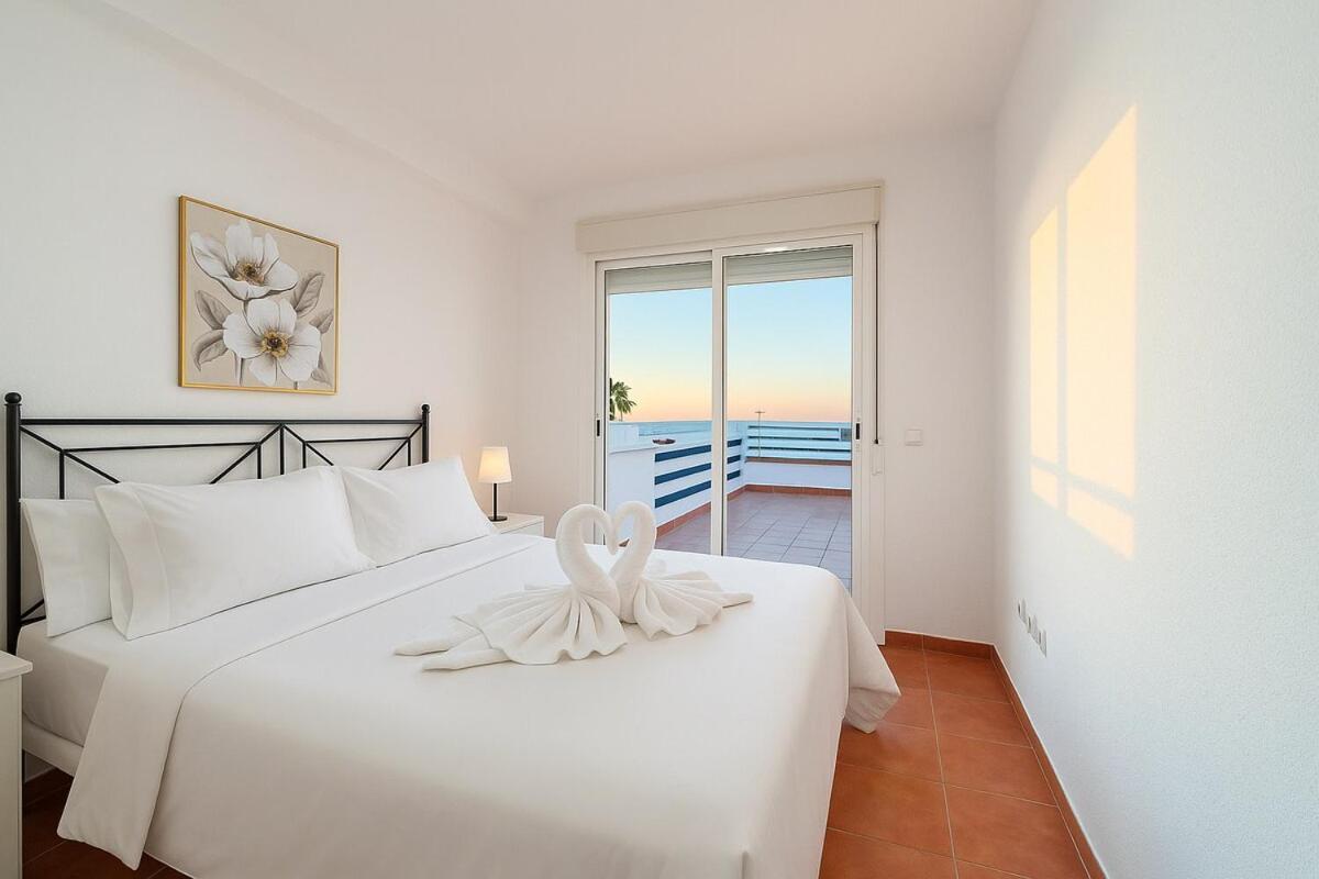 Apartamento En Marina Beach Con Vistas Al Mar El Pozo del Esparto Luaran gambar
